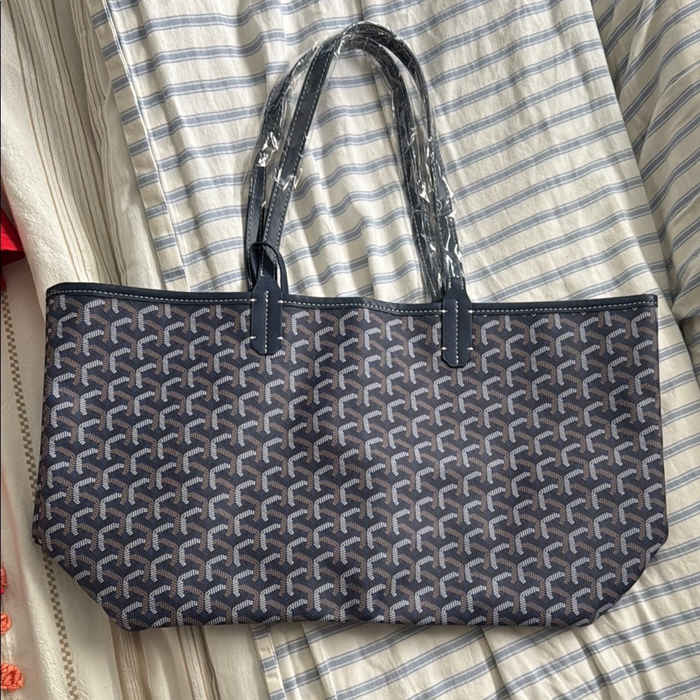 Stylish Blue Patterned Tote Bag